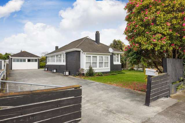 Massive garaging meets family living