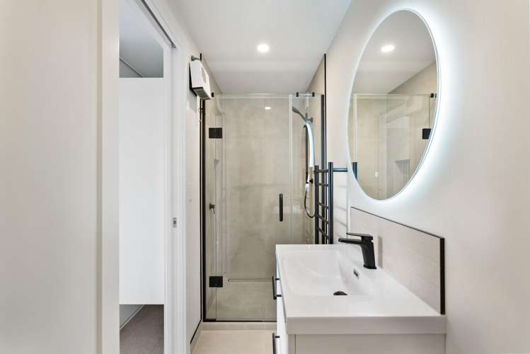 5/2 Valonia Street New Windsor_18