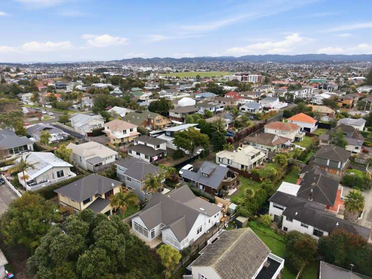16A Powell Street Avondale_22