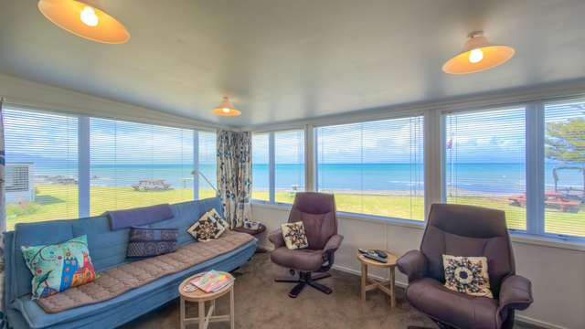 Tram 7 949 Thames Coast Road Waikawau_4