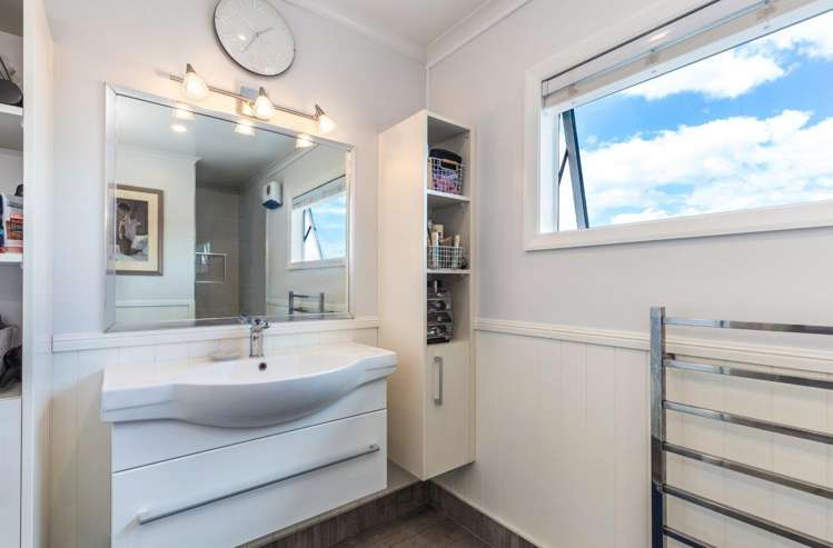 17 Facilita Avenue Wharewaka_24