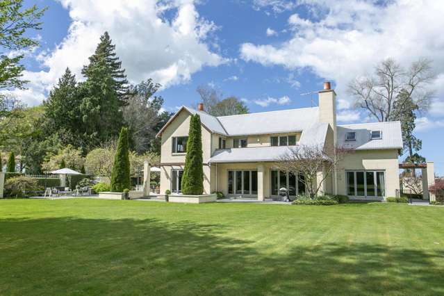 100 Beach Road East Ashburton_1