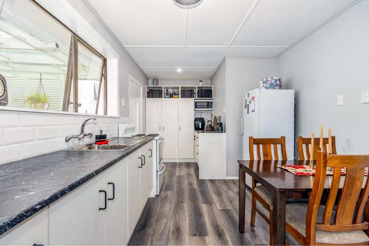 27 Tweedy Street Marchwiel_22