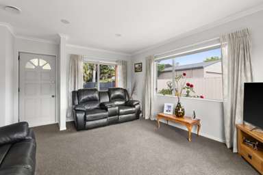 2A Cassino Crescent_3
