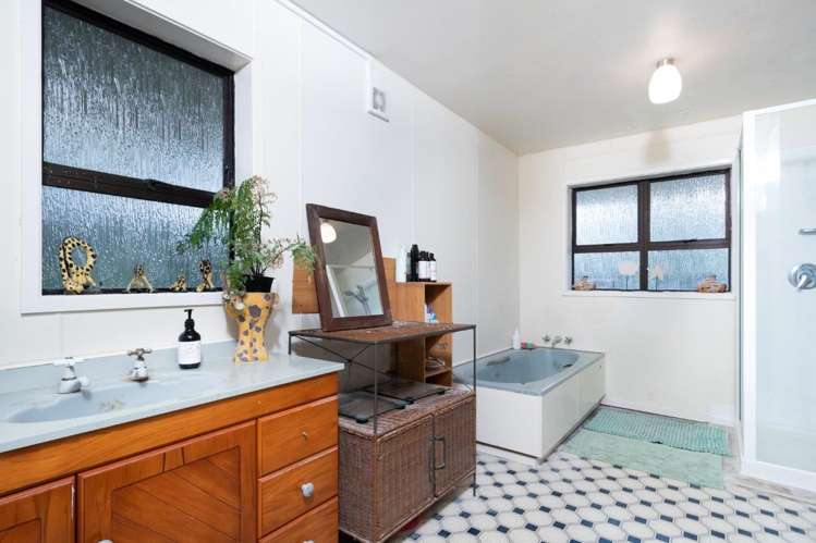 215 Nixon Road Taupaki_8