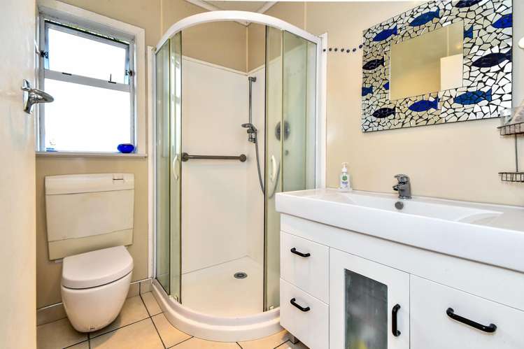 795 Te Atatu Road Te Atatu Peninsula_15