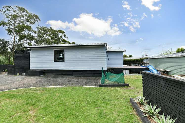4 Rere Place Parakai_11