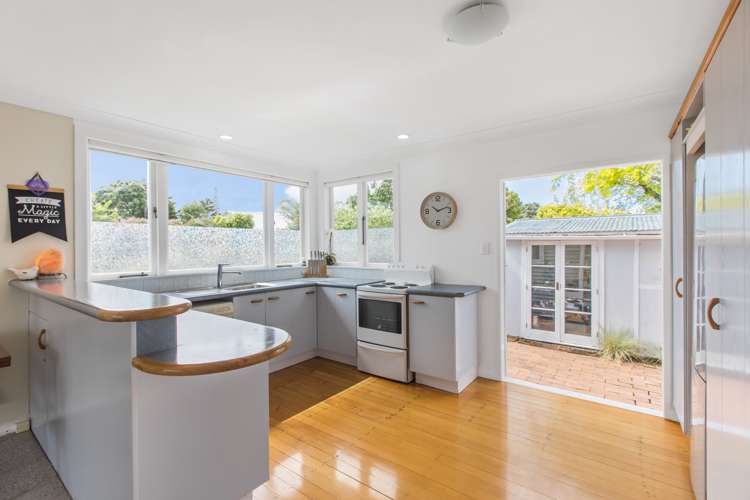 2/10 Tiri Tiri Road Birkdale_5