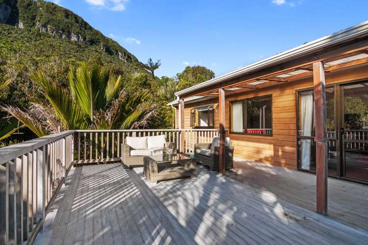 14 Hartmount Place Punakaiki_16