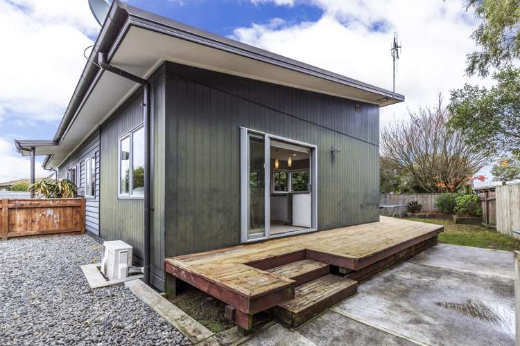 2/12 Glengarry Place Hilltop_18