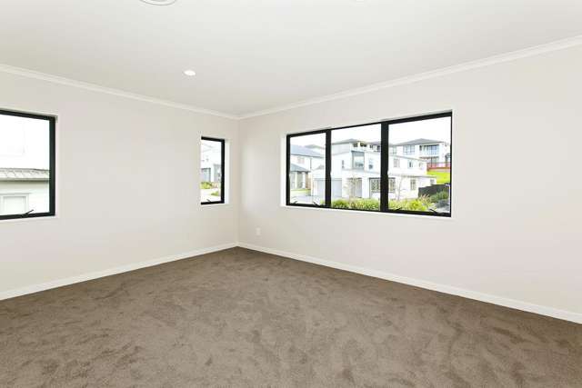 6 Greenlink Rise Long Bay_2