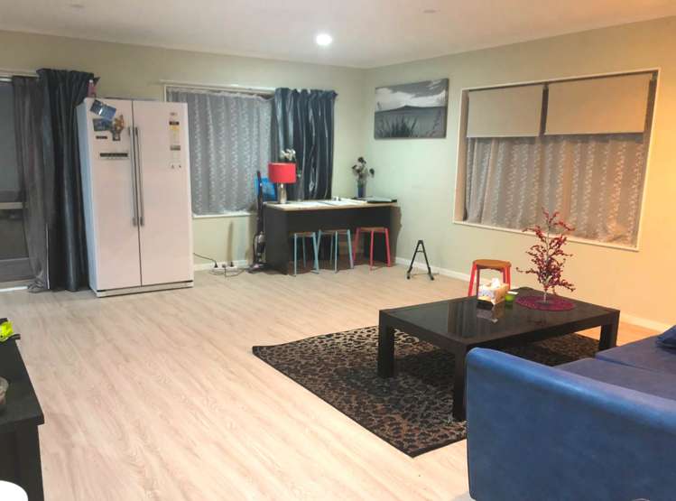 10a Marie Crescent Te Atatu South_11