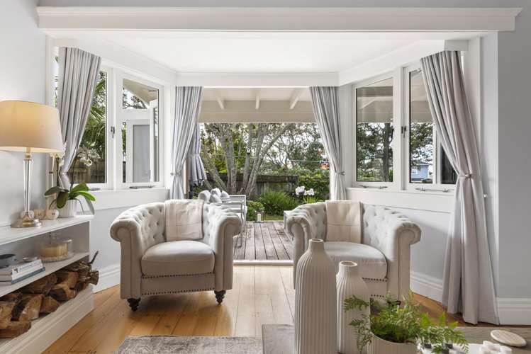 41 Lake Road Devonport_10