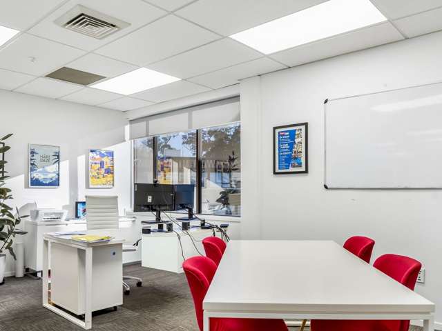 Tenancy 2/100 Carlton Gore Road Newmarket_3