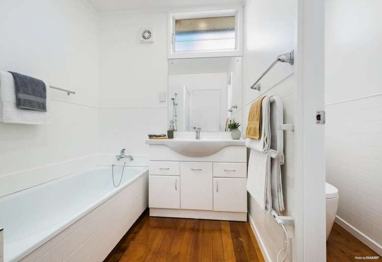 2/110 Sylvan Avenue Northcote_17