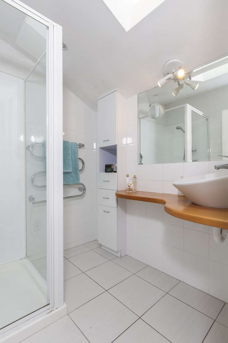 2 Ben James Drive Hillsborough_11