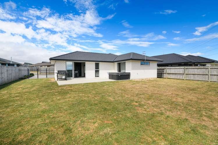 20 Sardinia Grove Fitzherbert_22