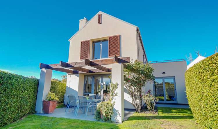 9 Meadowbrook Place_1