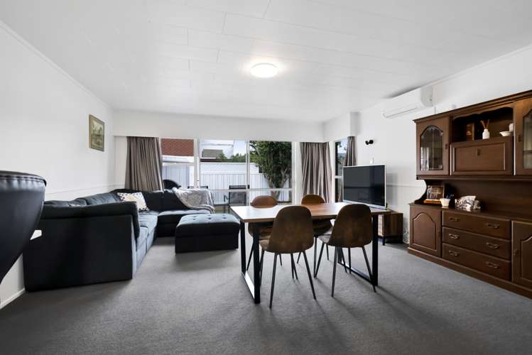 3b Bideford Street Brooklands_6