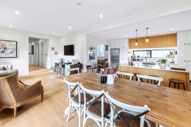 205/30 Enfield Street Mount Eden_7