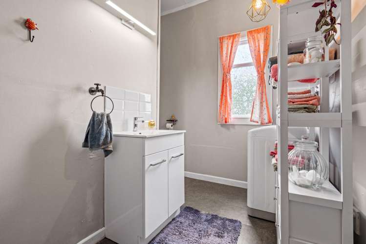 17 Whitehaven Street Lawrence_10