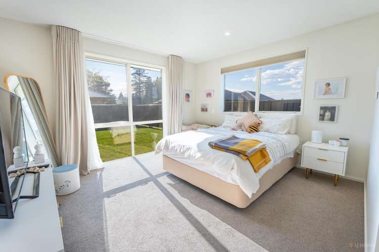 3 Strawberry Lane Waimate_14