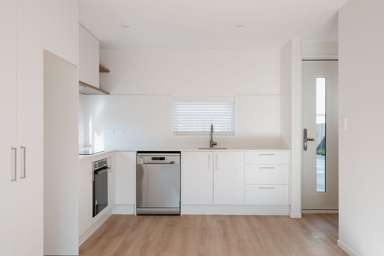 135 Grace Road_2