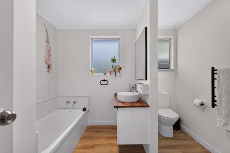 74 Napier Road Havelock North_10