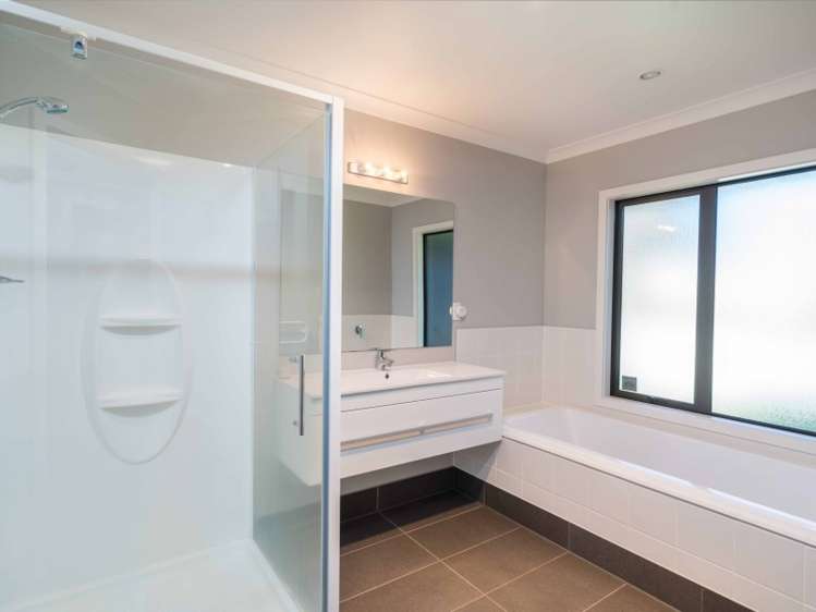 4 Loloma Way Wharewaka_12