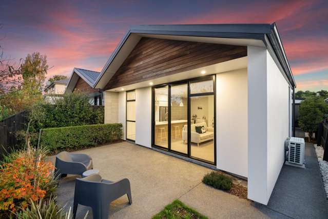 Your Easy-Care, Sun-Soaked Oasis