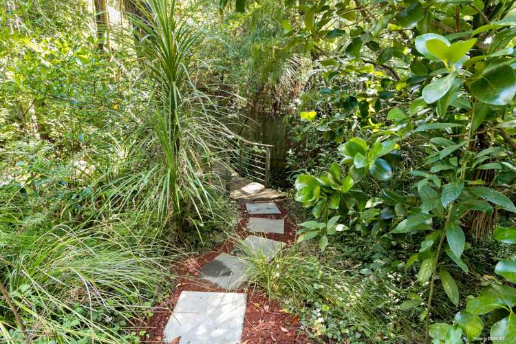 2/67 Raleigh Road Northcote_9