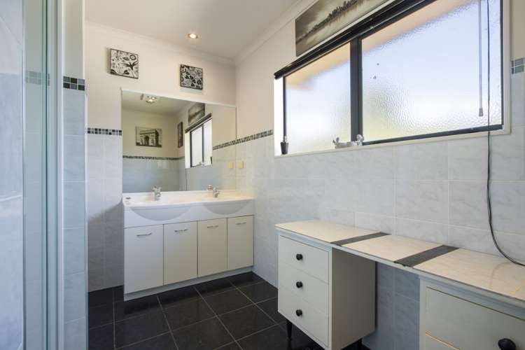 79 Victoria Street Waikino_15