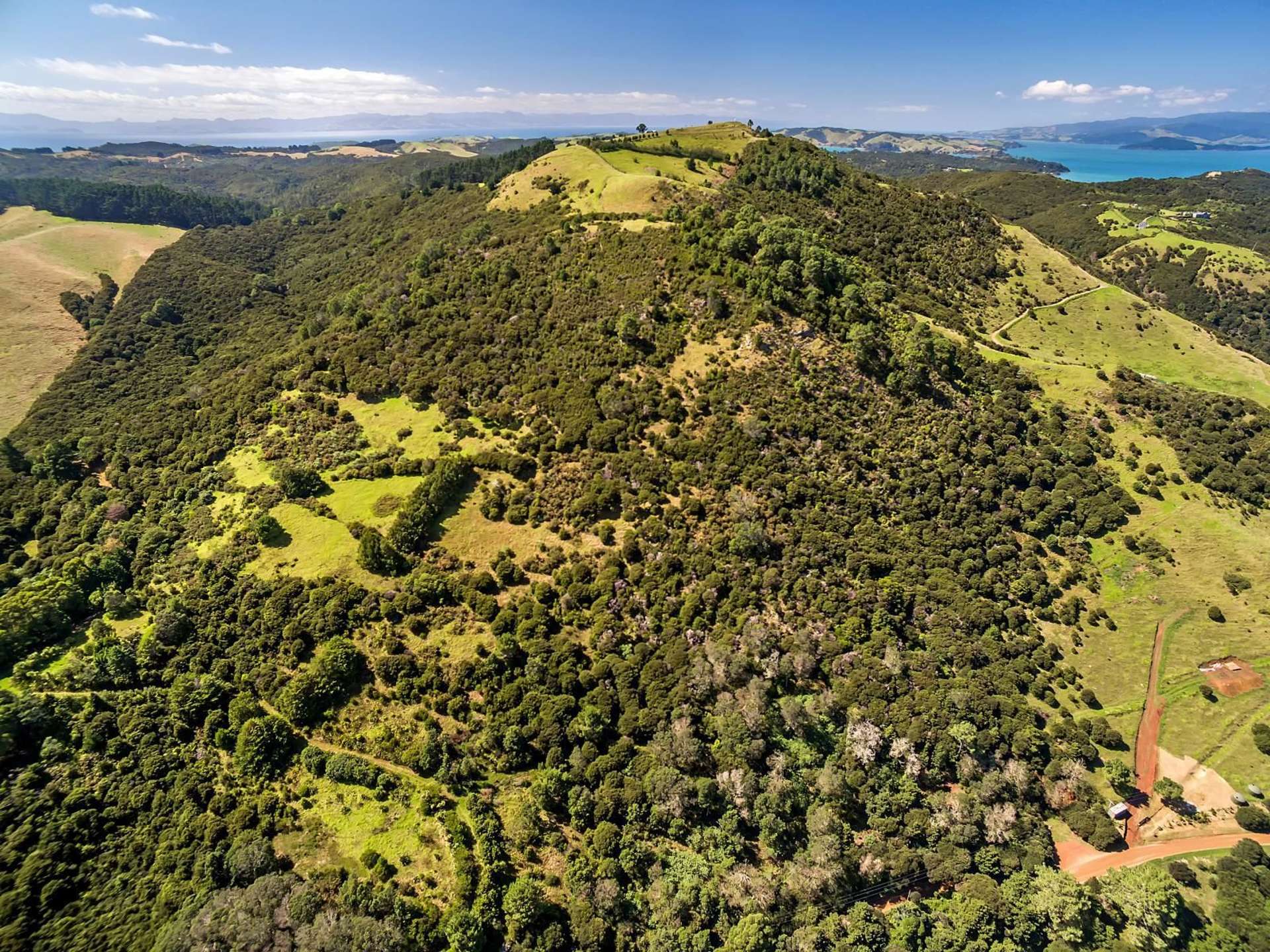 79 Awaawaroa Road Waiheke Island_0