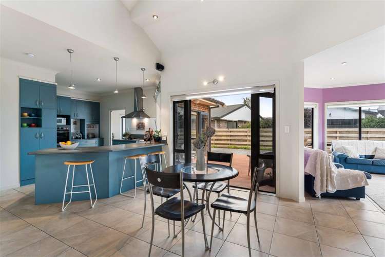 214 Leander Road Whangamata_18