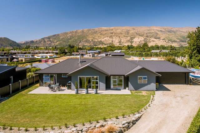 12 Turnbull Crescent Wanaka_2