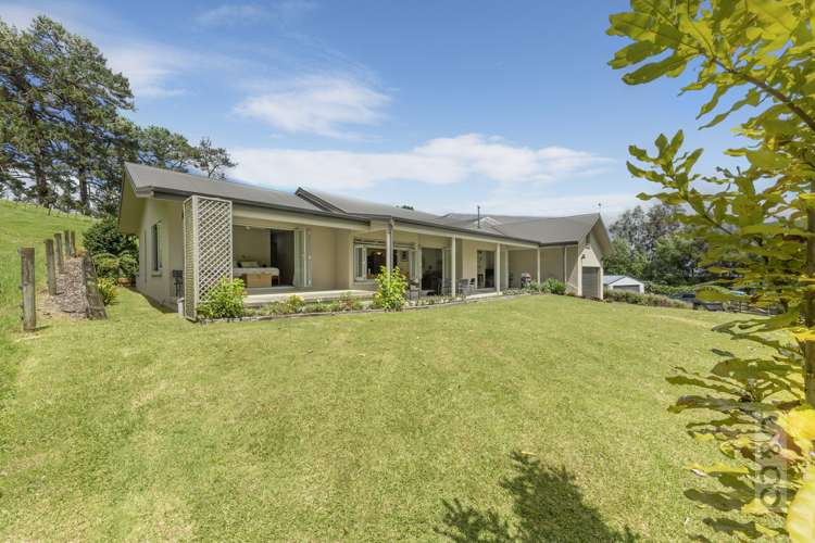 589 Inland Road Helensville_40
