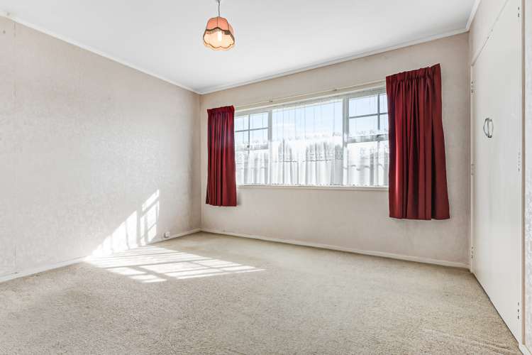 53 Pine Avenue Bader_13