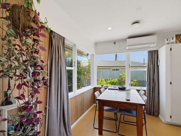 14 Hitchings Ave Onekawa_4