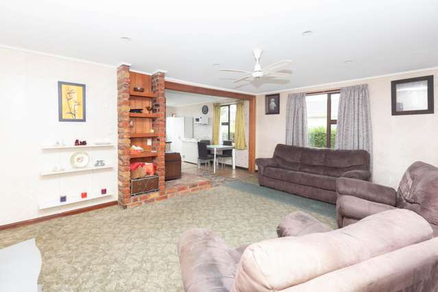 80 Main Road Harihari_2