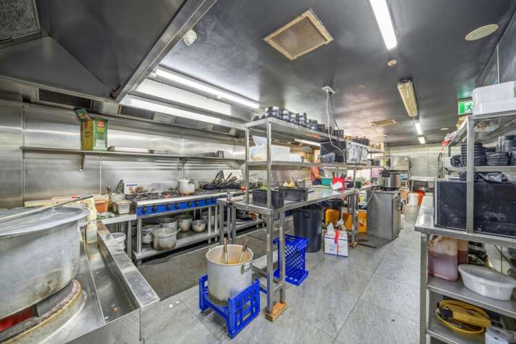 1/302 Te Irirangi Drive Flat Bush_10