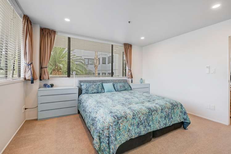 3A/171 Hurstmere Road Takapuna_16