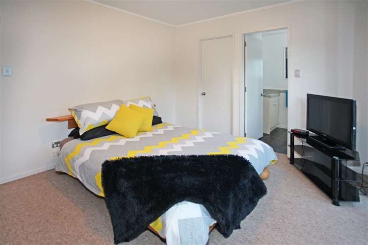 7 Landon Place Pukekohe_8