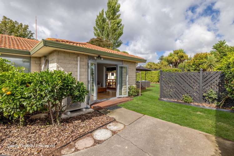 2/36 Camden Street Redwood_11