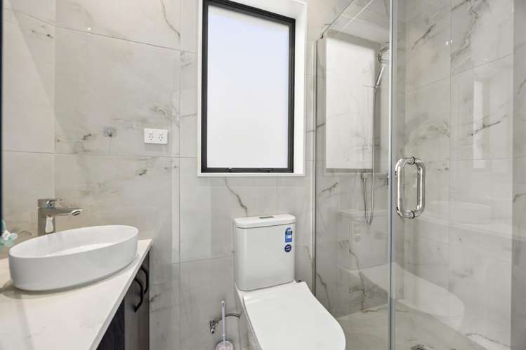 1 Repehina Road Flat Bush_43