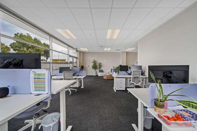 Unit 2, 506 Blenheim Road Sockburn_7