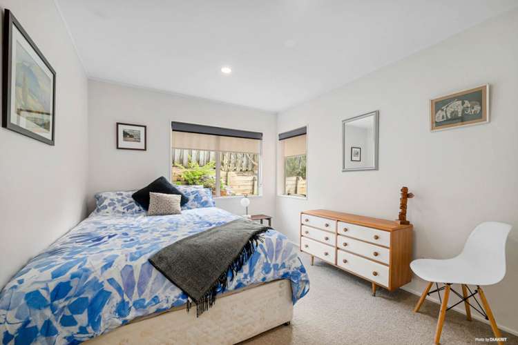 17 Emlyn Place Torbay_7