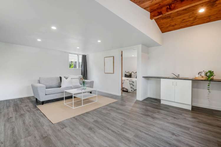 346 Whangaparaoa Road Stanmore Bay_18