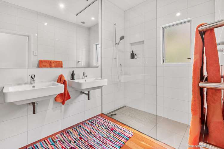 79 Nevay Road Miramar_11