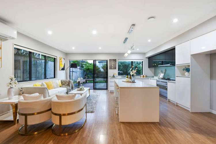 26 Castlederg Drive Flat Bush_10