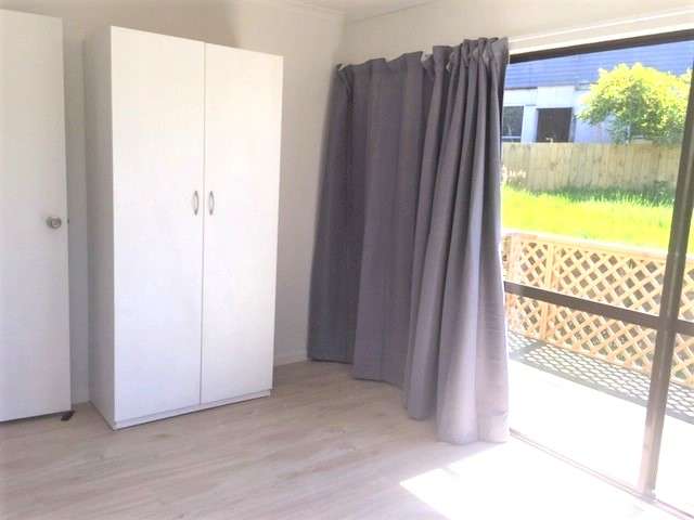 11A Kelwyn Road Kelston_3